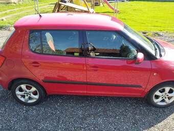 Skoda fabia 1.2 HTP 51 kw - 4