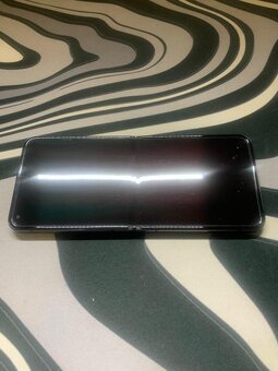 Samsung Galaxy Z flip 4 128 gb + příslušenství - 4