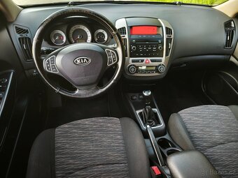 Kia Ceed 1.6 CRDi Combi po servise za 21tis.Kč - 4