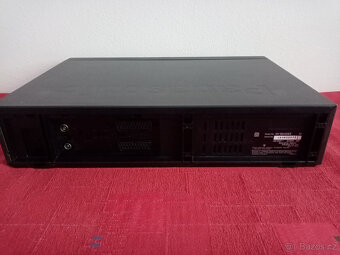 Videorekordér PANASONIC NV-SD450EE - 4