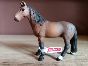 SCHLEICH Koně SBĚRATELSKĒ FIGURKY 104 - 4