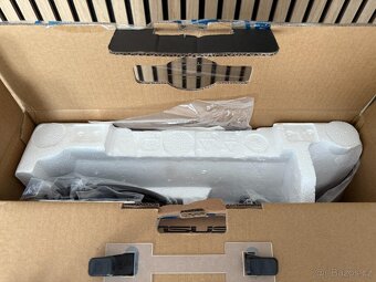 15.6" ASUS VT168HR dotykový LCD monitor 1366x768 - 4