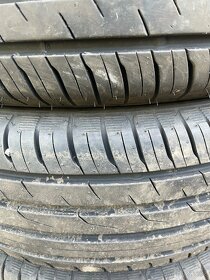 Letní pneu 215/70 R15 - Toyo Proxes CF2 SUV - téměř nové - 4