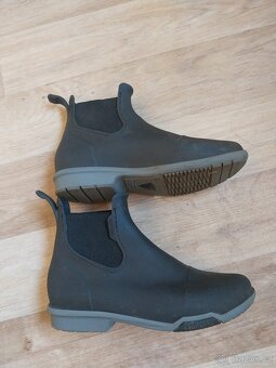 Jezdecká helma Casco a jezdecká perka (7-8 let) - 4