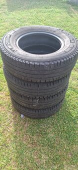 Michelin agilis camping 225/75 R16 C - 4