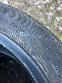 pneu 195/50R15 - 4