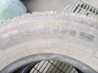 K prodeji 2 ks zimních pneu rozměr 255/70 R 16 - 4