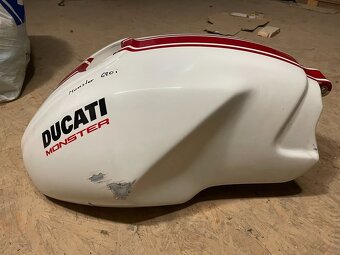 Ducati Monster plastová nádrž - 4