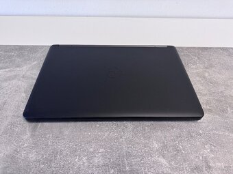 Dell Latitude E5550 - Core i5-5300U / 256GB SSD / 15.6” - 4