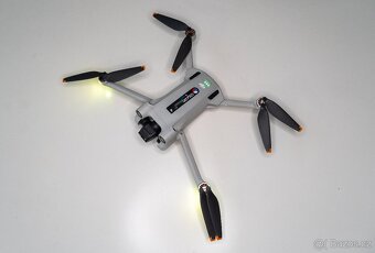 DRON DJI MINI 3 PRO - FLY MORE COMBO - 4
