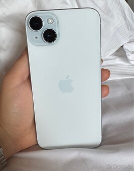 Prodám iPhone 15 Plus 128 GB světle modrá (TOP stav) - 4