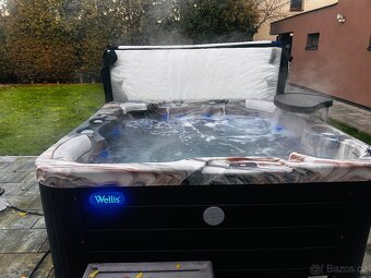 Akrylátová výřivka - 4