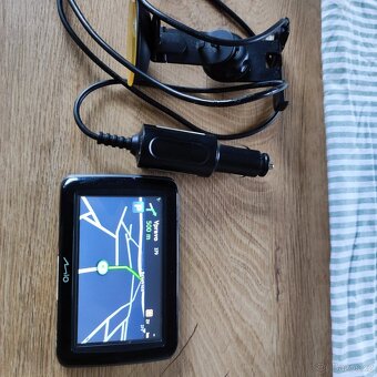 Prodám GPS auto navigaci Mio Spirit - 4