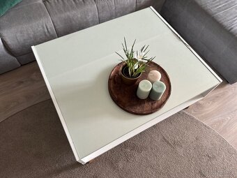 Konferenční stolek - 4