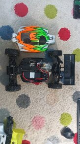 Závodní 1/8 Xray buggy elektro 1:8 RC model - 4