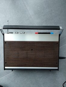 Retro radiomagnetofon-Real SRN - 4