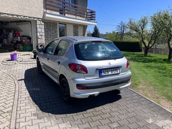 Peugeot 206+ - 4