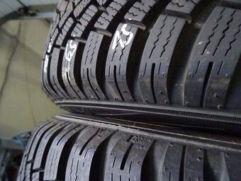 Zimní pneu Falken Eurowinter, 185/65/15, 2 ks, 9 mm - 4