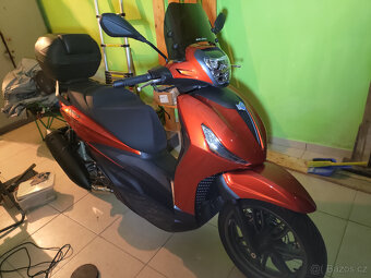 Piaggio Beverly PIAGGIO 300 S - 4