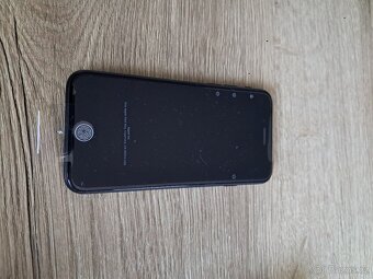 Apple iPhone SE 2022 128GB nepoužitý pouze rozbalený - 4