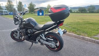 Suzuki bandit 650 - 4