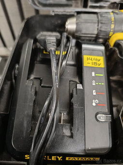 Aku bezuhlíková vrtačka Stanley FatMax / 18V - 4