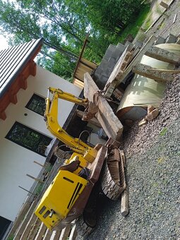 Pásový bagr Yanmar 2,5 T - 4
