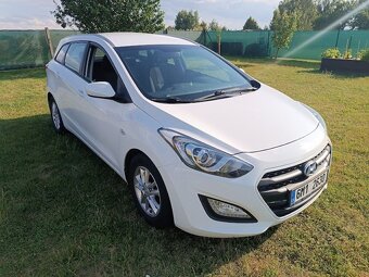 Hyundai i30 1.6 trik. komfort r.v. 2016 - 4