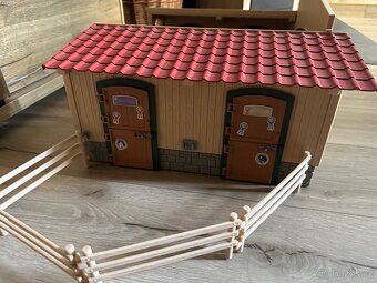 Schleich stáj - 4