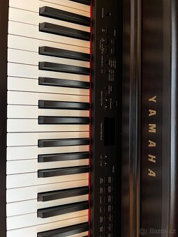 Yamaha digitalni piano- Clavinova clp 470 - 4