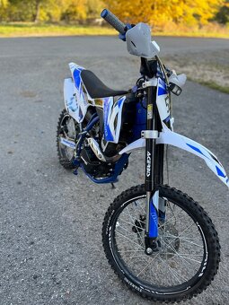 HURRICANE MINIROCKET 250cc. - 4