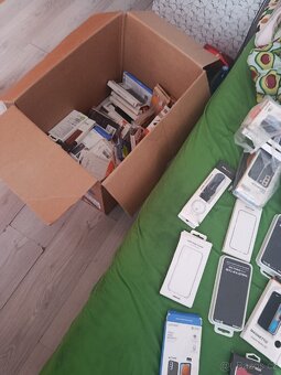 250ks krýt na Apple Xiaomi Samsung a náhradní řemínky - 4