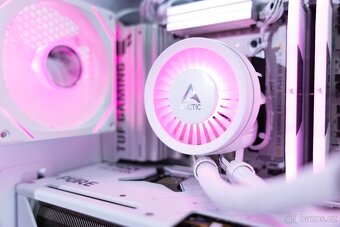 Herní PC - Ryzen 7 7800XD / 32GB / 1TB / RX 9070 XT 16GB - 4