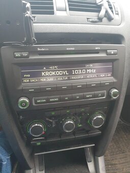 Škoda Swing MP3 Octavia 2 FL - 4