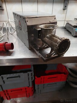 Mlýnek na maso 22 - 4