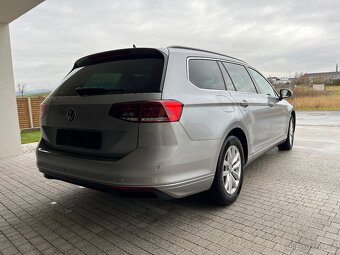 VW Passat B8 2.0 TDi DSG Bussines - 4