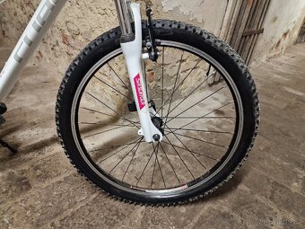 Dětské horské kolo 24" CUBE - 4