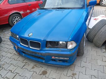 BMW E36 328 coupé drift - 4