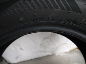 Prodej nových pneumatik. - 4