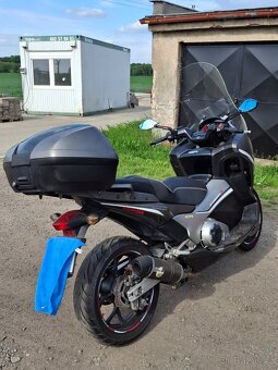 HONDA INTEGRA 750 - 4