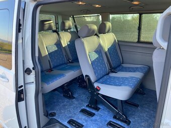 Volkswagen Caravelle 2.5TDi 96kw 4x4 Rok výroby 2009 - 4