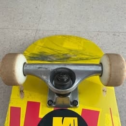 COMPLETE SKATEBOARD CLICHE DECK - 4