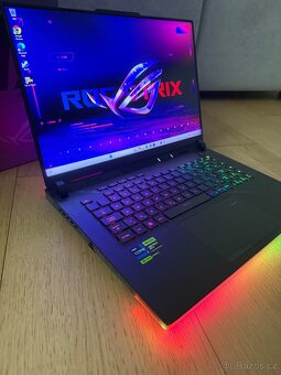 240Hz_MiniLED_RTX4080_32GB_i9-13980HX_Asus Rog Strix - 4