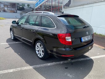 Škoda Superb 2,0 TDi 125kw dsg rv 2013 - 4