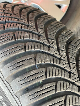 Kompletní sada 5x100 Volkswagen T-Cross 195/60 R16 Hankook - 4