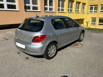 Peugeot 307 1.4 - 4