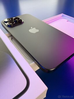 Apple iPhone 15 Pro Max Black Titanium 256GB - 4