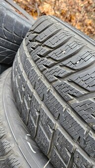 178. 4 x zimní pneu 215/65 R 17 Nokian WR SUV3 - 4