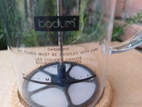 Prodám šlehač, napěňovač mléka Bodum - 4