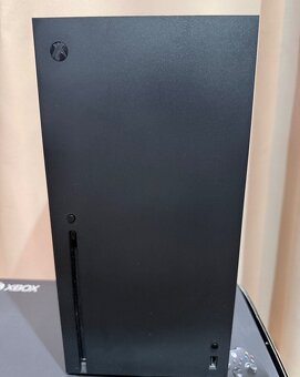 Prodám XBOX Series X 1TB SSD + hry - 4